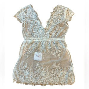 Kloer White Lace Lingerie Top Cap Sleeve Sheer NWT Size Medium